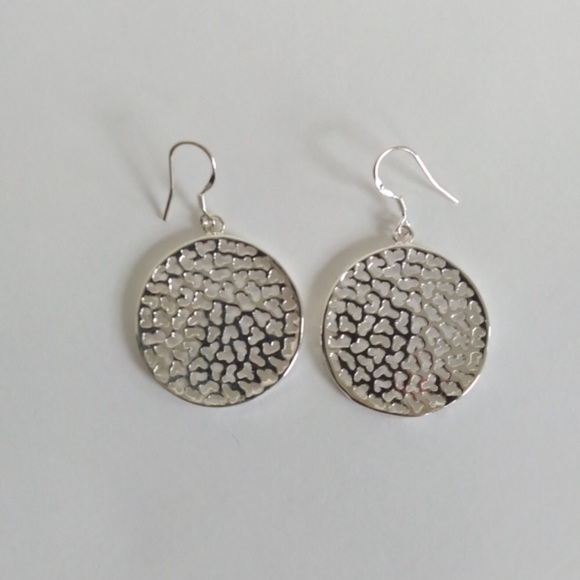 Silver Plated 1" Round Cut Out Drop Earrings - Picture 2 of 5